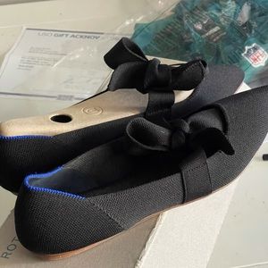 Rothys black Mary Jane like new